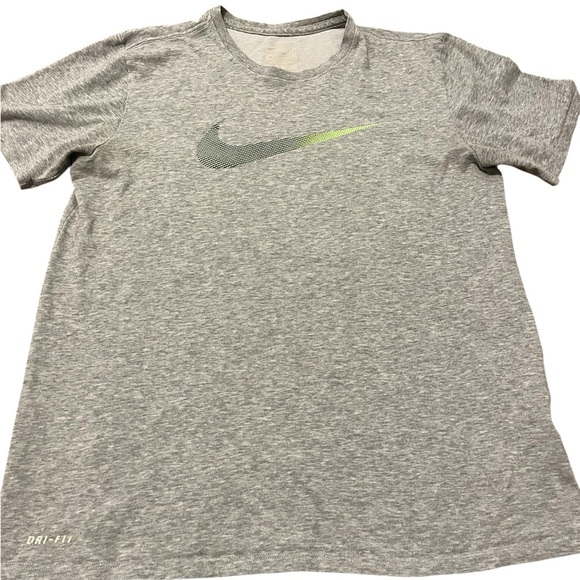 Nike Mens The Nike Tee Dri-Fit T Shirt With Black Green Logo - Picture 1 of 4